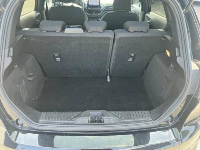 Ford Fiesta image 6