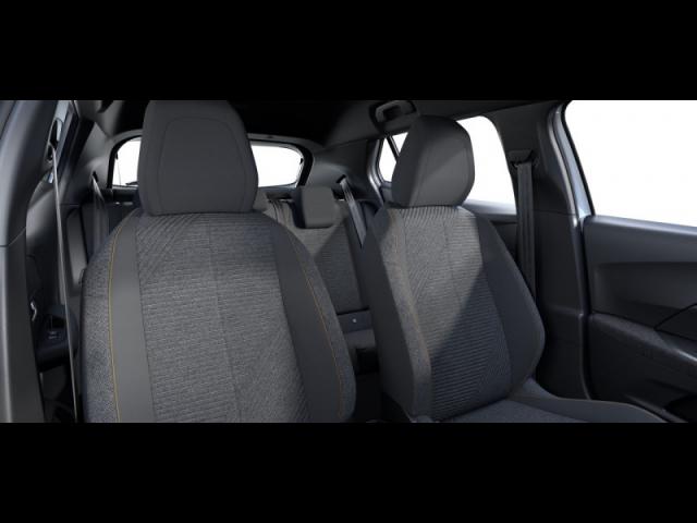 Peugeot 2008 image 2