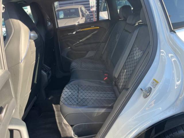 Volkswagen Tiguan image 8