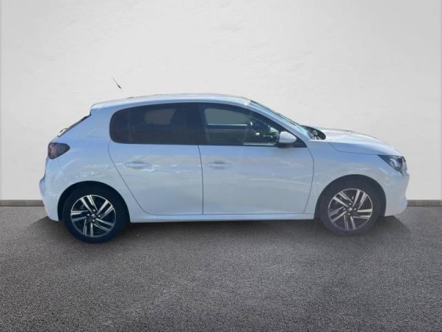 Peugeot 208 image 4