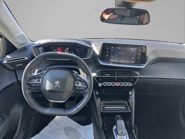 Peugeot 208 image 2