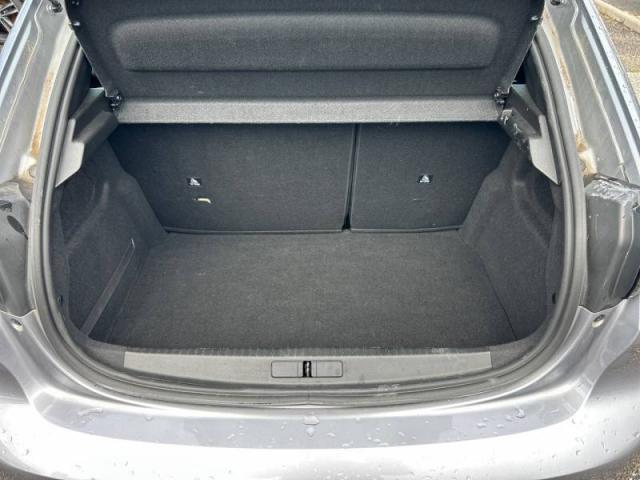 Peugeot 208 image 3