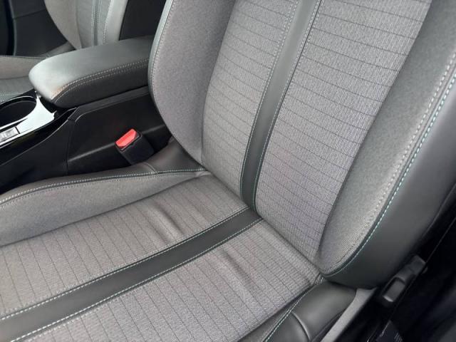 Peugeot 208 image 7