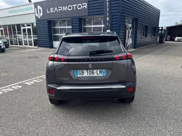 Peugeot 2008 image 2