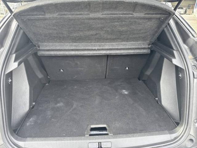 Peugeot 2008 image 1