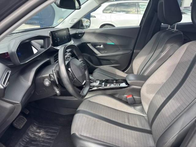Peugeot 2008 image 7