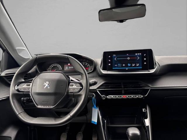 Peugeot 208 image 6