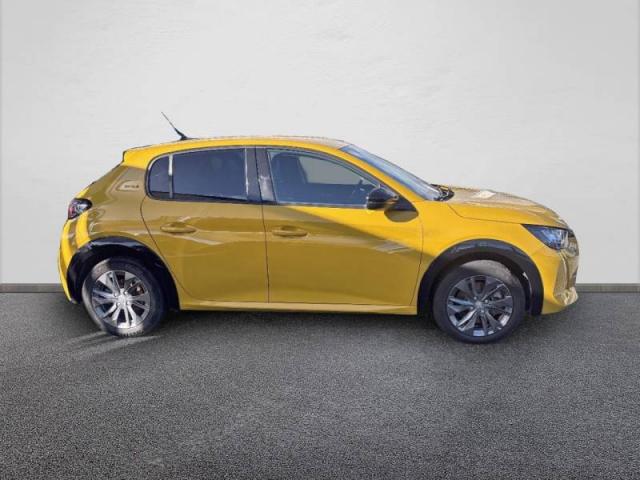 Peugeot 208 image 6