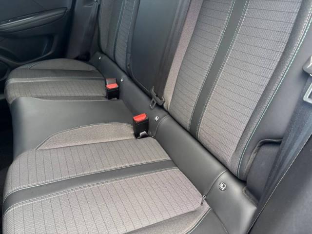 Peugeot 2008 image 7