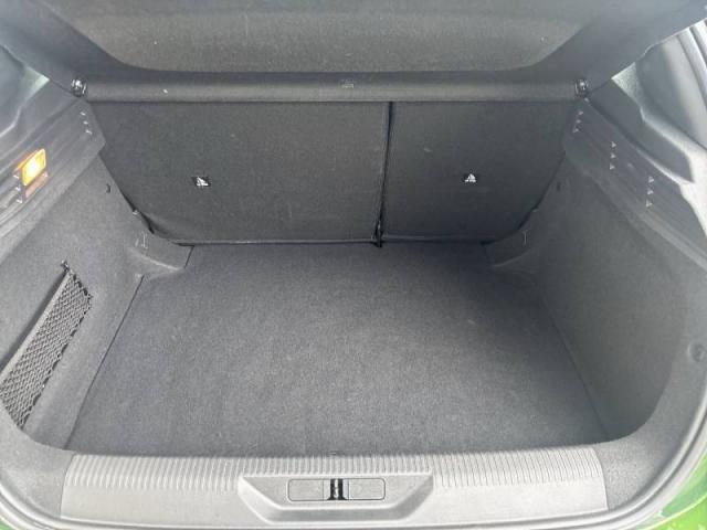 Peugeot 308 image 1
