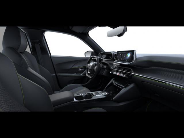 Peugeot 2008 image 2