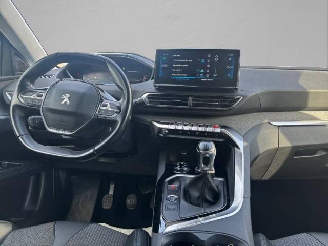 Peugeot 3008 image 8