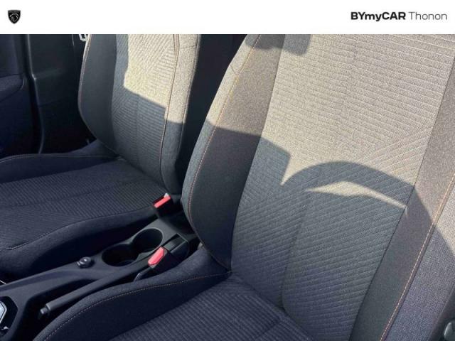 Peugeot 2008 image 4