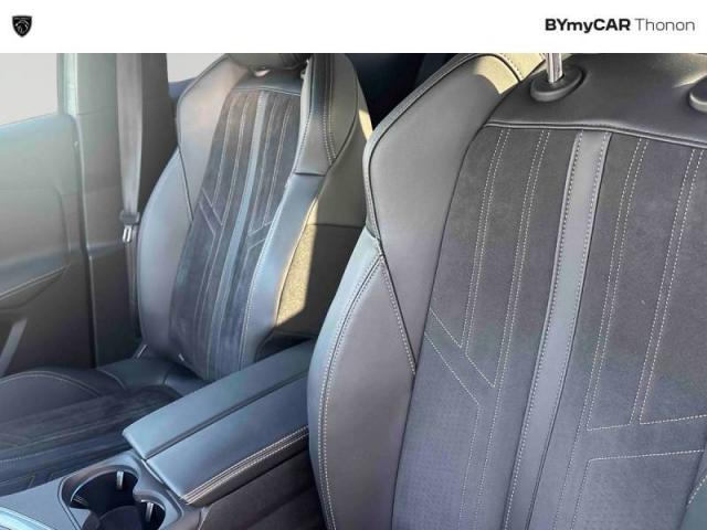 Peugeot 3008 image 2