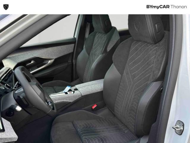 Peugeot 3008 image 2