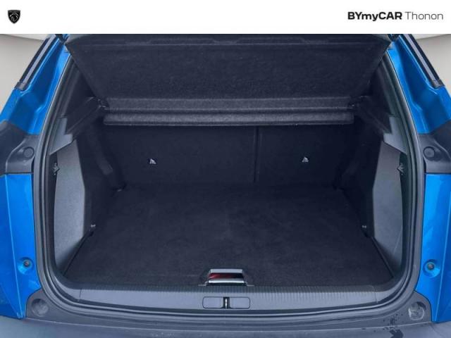 Peugeot 2008 image 2