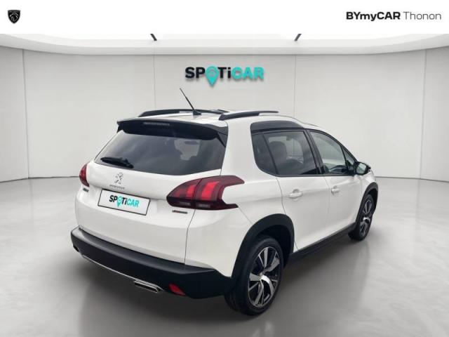Peugeot 2008 image 1