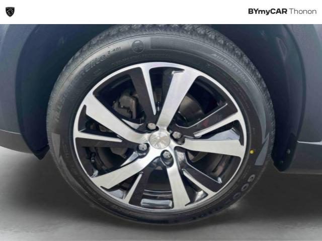 Peugeot 2008 image 8