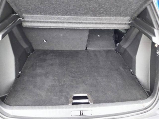 Peugeot 2008 image 3