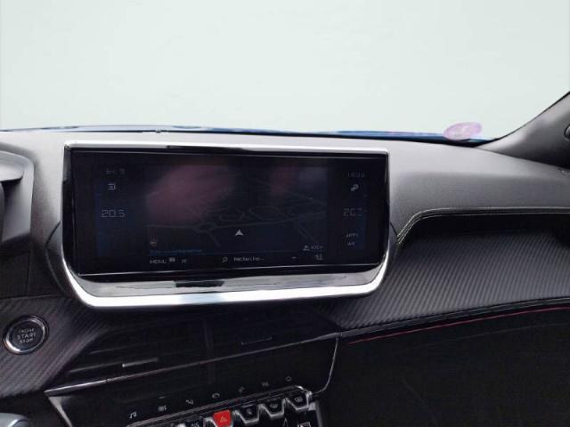 Peugeot 2008 image 8