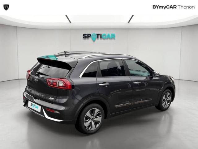 Kia Niro image 1