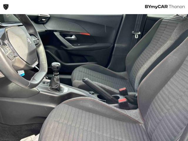 Peugeot 2008 image 5