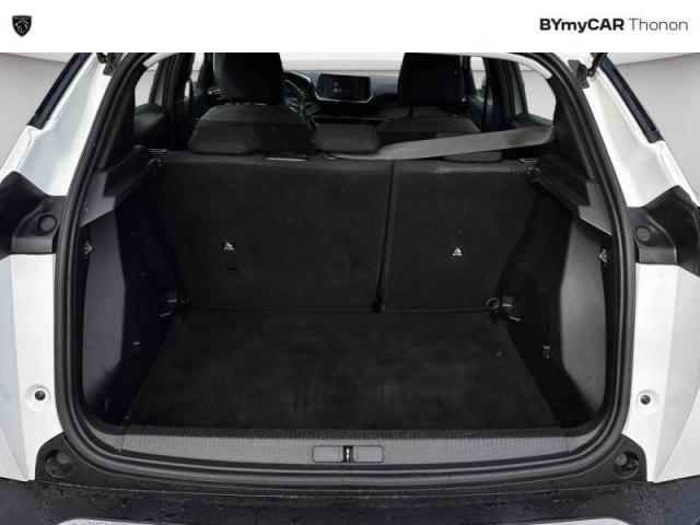 Peugeot 2008 image 9