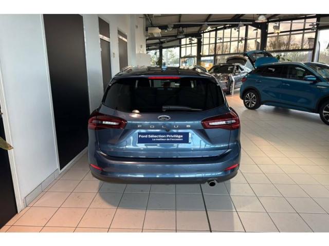 Ford Focus image 8