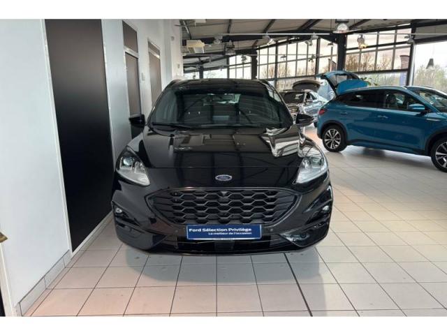 Ford Kuga image 2