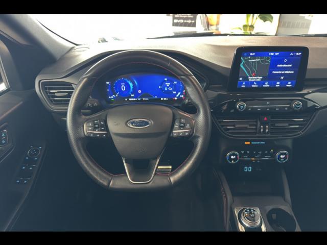 Ford Kuga image 9