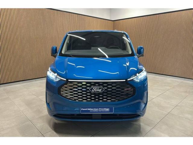 Ford Transit image 5