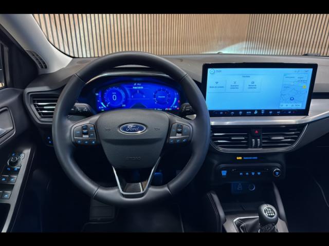 Ford Focus image 9