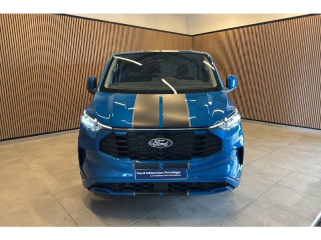 Ford Transit image 6