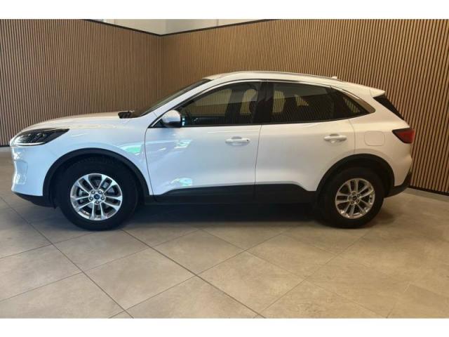 Ford Kuga image 9