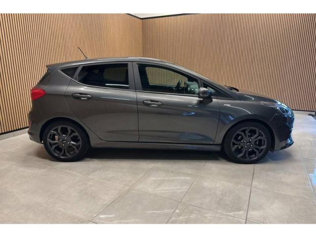 Ford Fiesta image 3