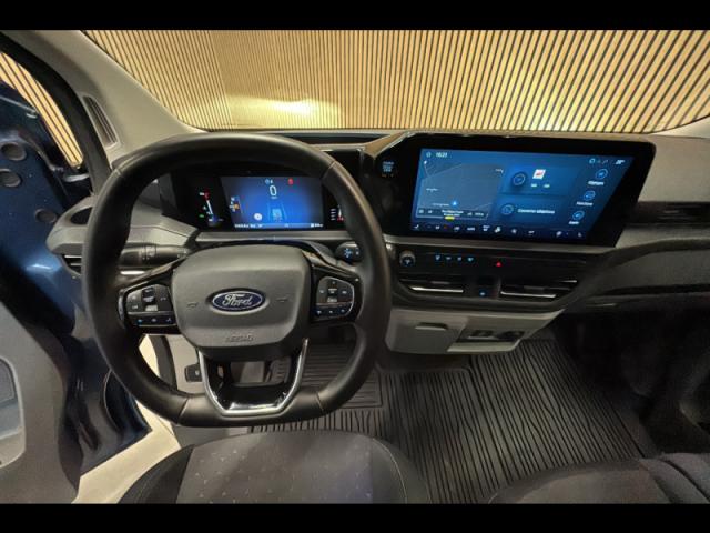 Ford Transit image 3