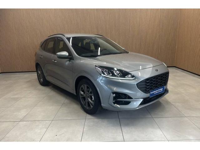 Ford Kuga image 9