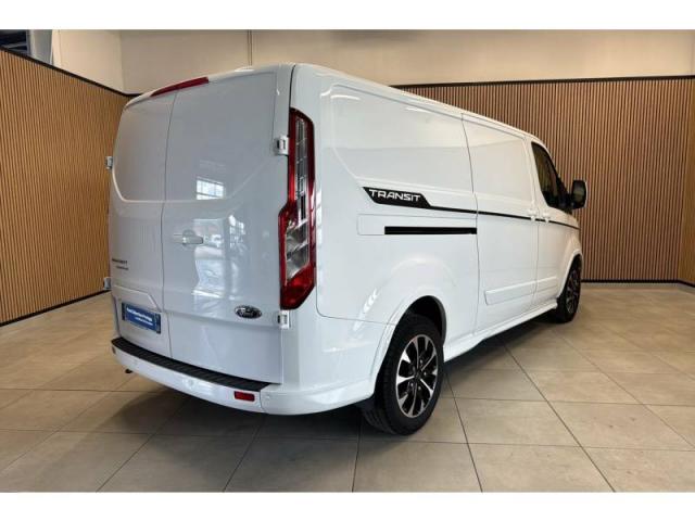 Ford Transit image 5