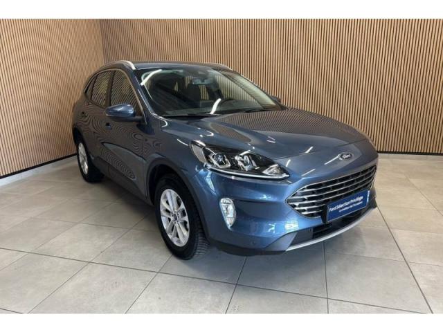 Ford Kuga image 3