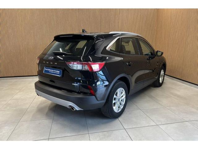 Ford Kuga image 3