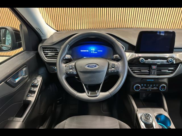 Ford Kuga image 4