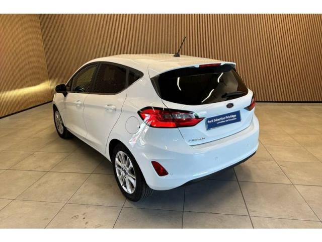 Ford Fiesta image 8