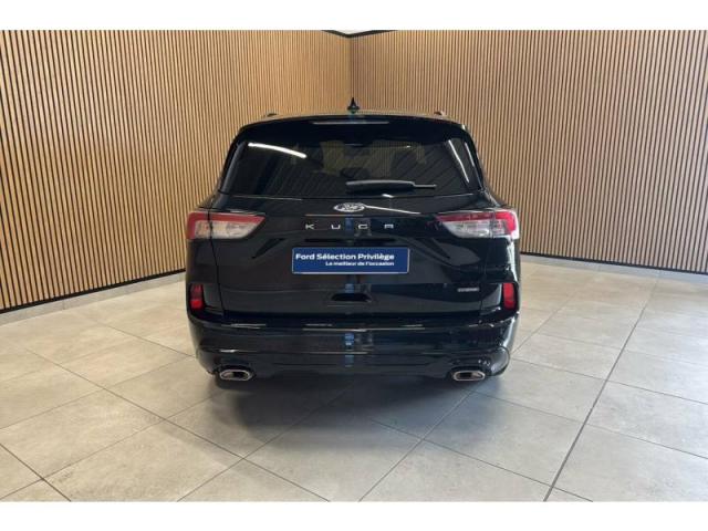 Ford Kuga image 8