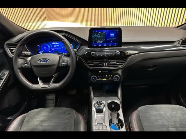 Ford Kuga image 9
