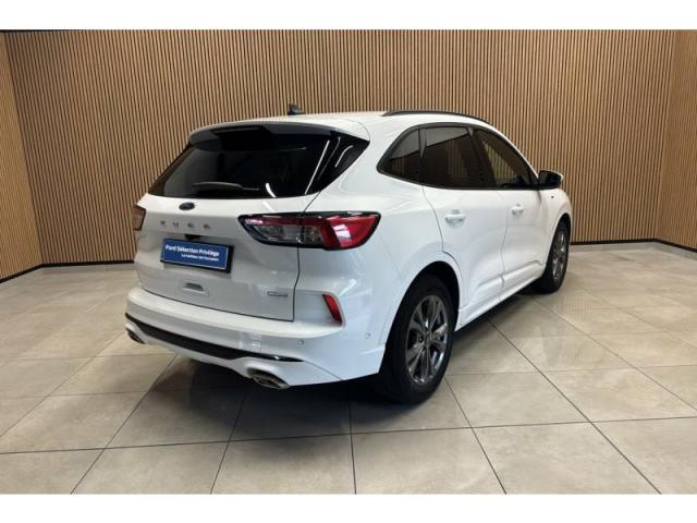 Ford Kuga image 6
