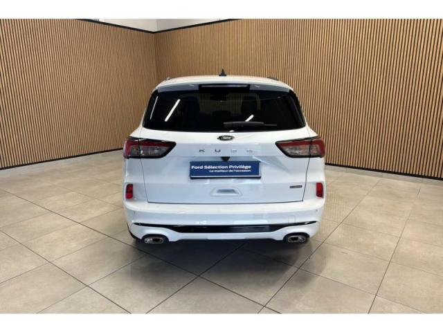 Ford Kuga image 8