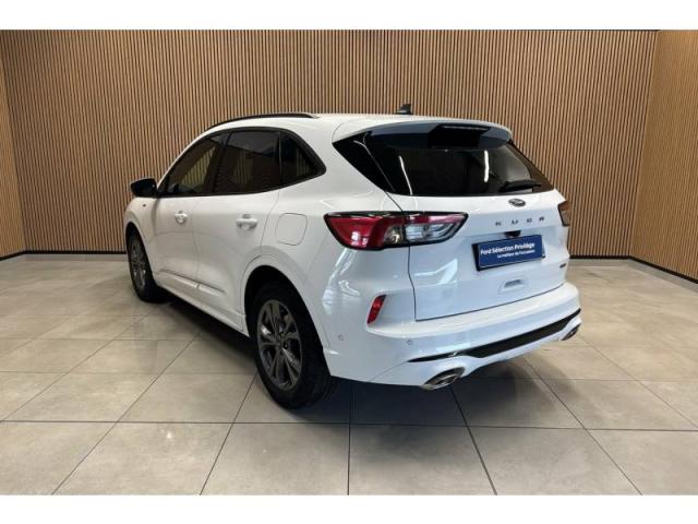Ford Kuga image 5