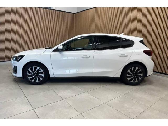 Ford Focus image 7