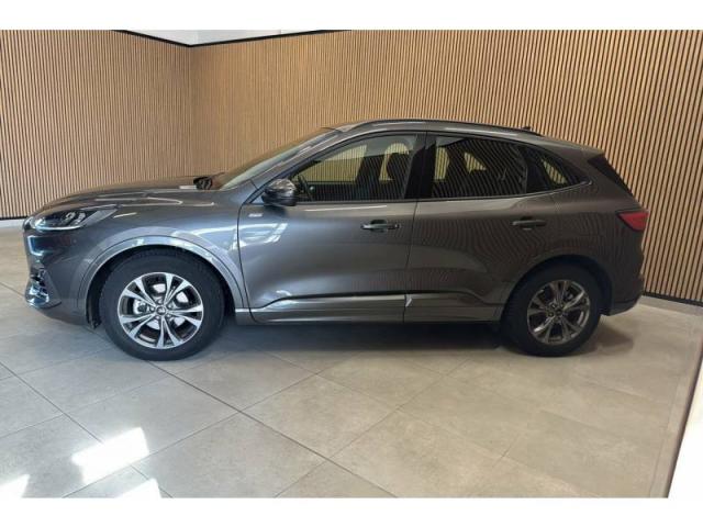 Ford Kuga image 4