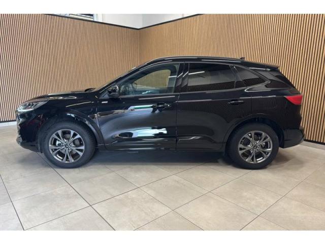 Ford Kuga image 2